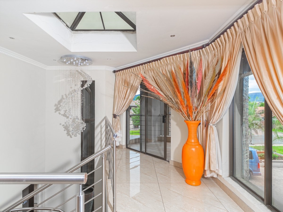 4 Bedroom Property for Sale in Xanadu North West